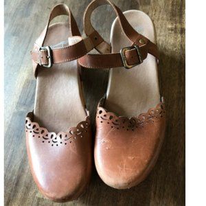 Dansko Marta 41 Tan Brown
